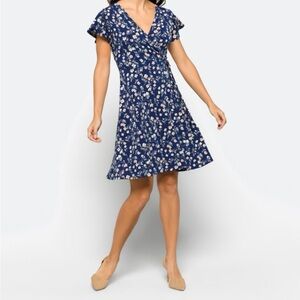 Chic Navy Floral Mini Dress